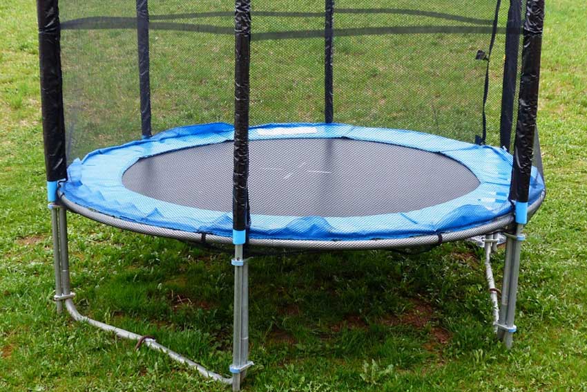 how are trampolines measured