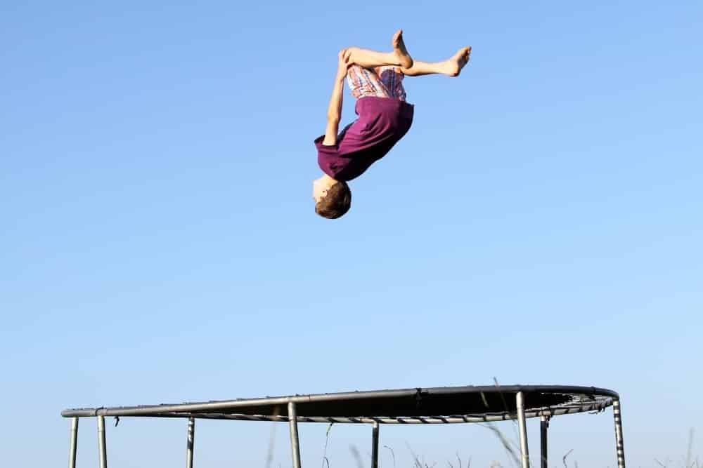 How to Do a Backflip on Trampoline Step by Step