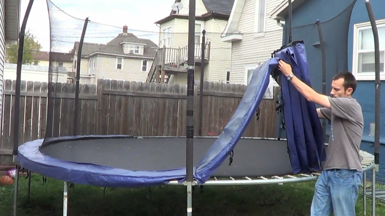 how to take down a trampoline